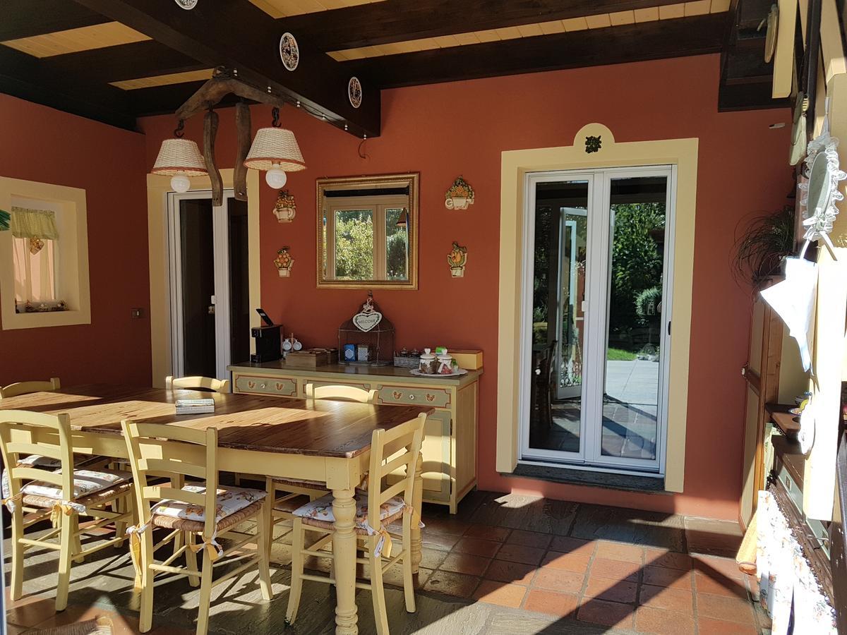 B&B La Cascina Di Monia E Mario Borgo Ticino Экстерьер фото