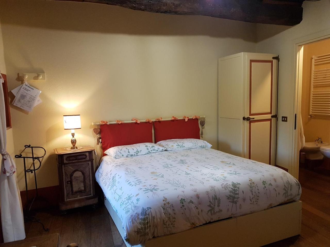 B&B La Cascina Di Monia E Mario Borgo Ticino Экстерьер фото