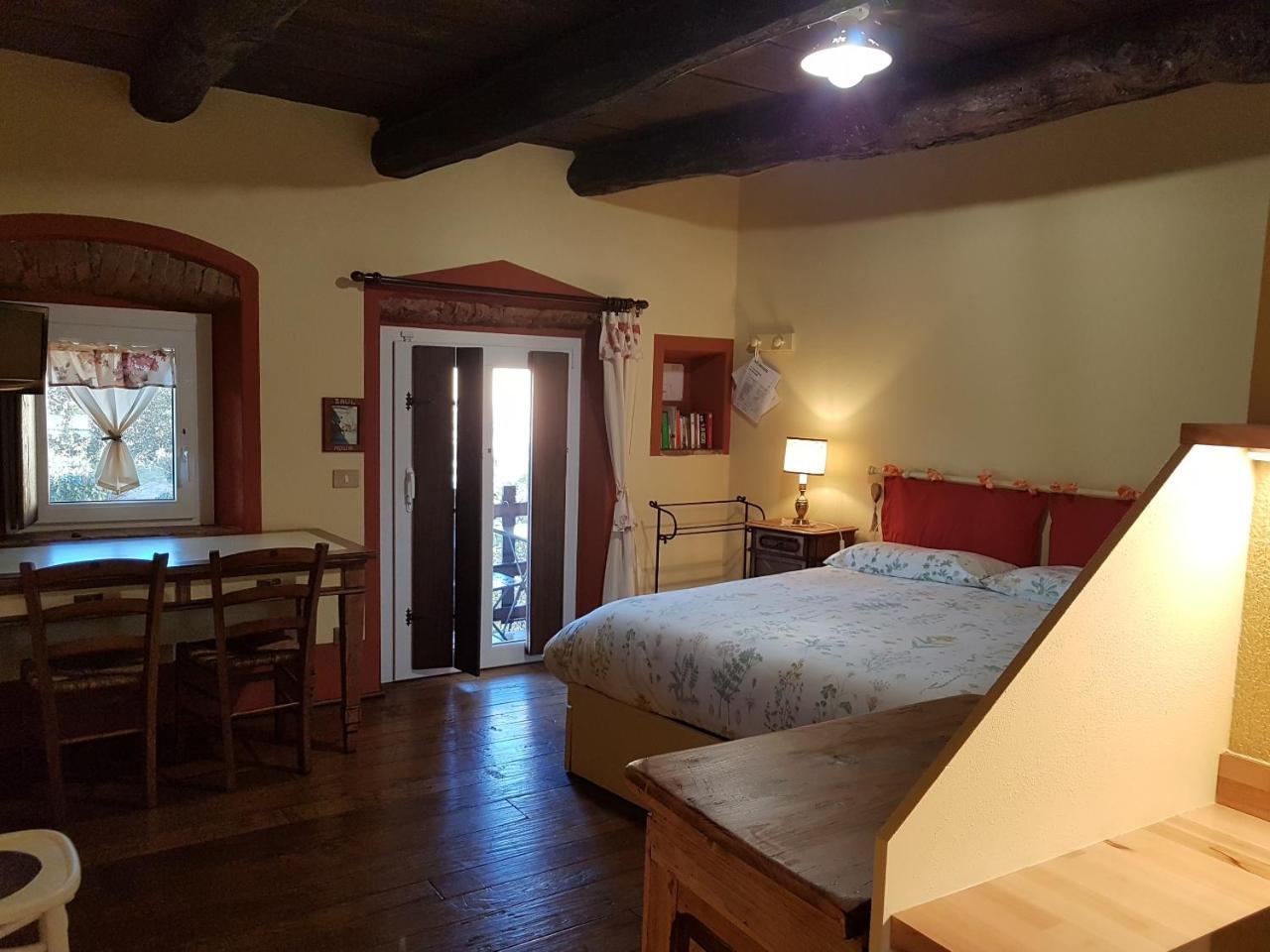 B&B La Cascina Di Monia E Mario Borgo Ticino Экстерьер фото